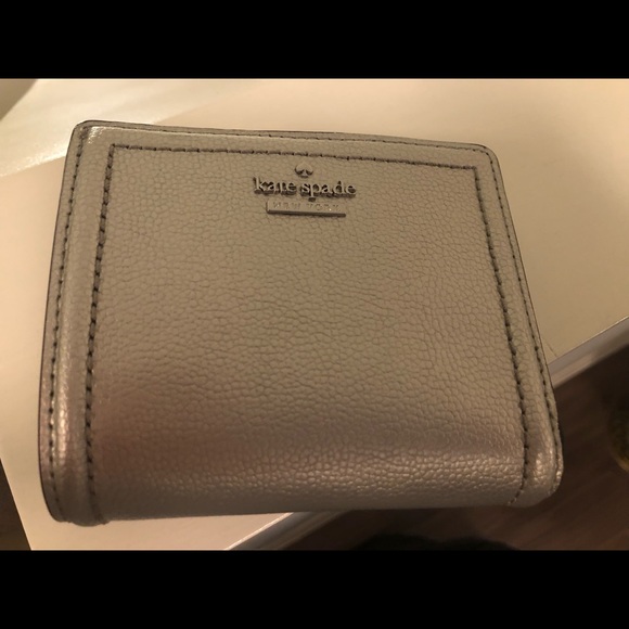 Kate Spade Wallet-New - Picture 3 of 6